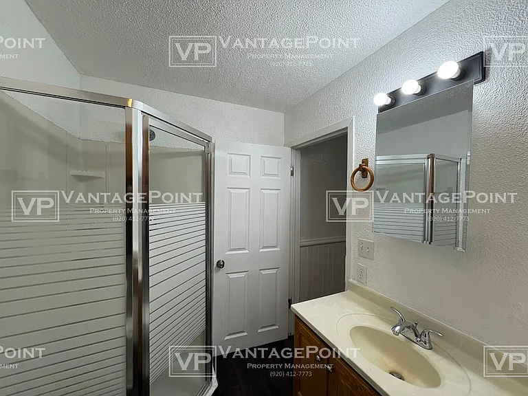 407 N Lafayette St — Photo 14