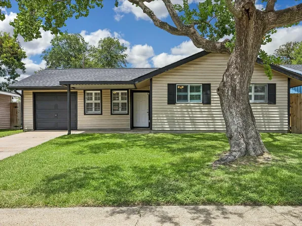 3809 Ramsey Dr, Pasadena, TX 77503