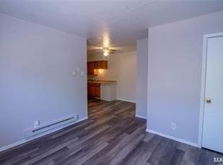 2225 N 4th St #2227, Saint Charles, MO 63301