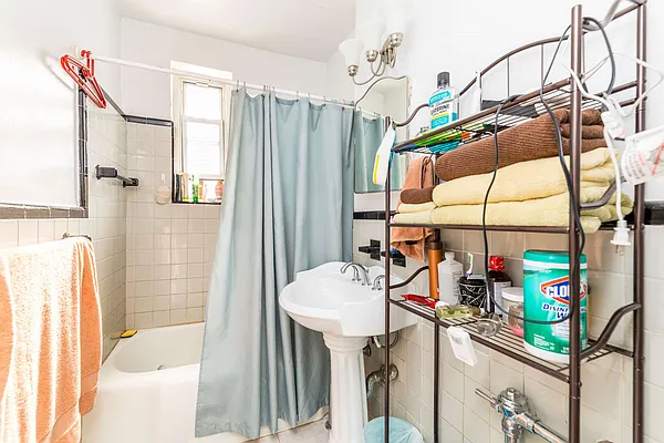 Sold by Keller Williams Realty Landmark | media 12