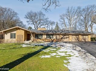 7408 Chesterfield Rd, Crystal Lake, IL 60012