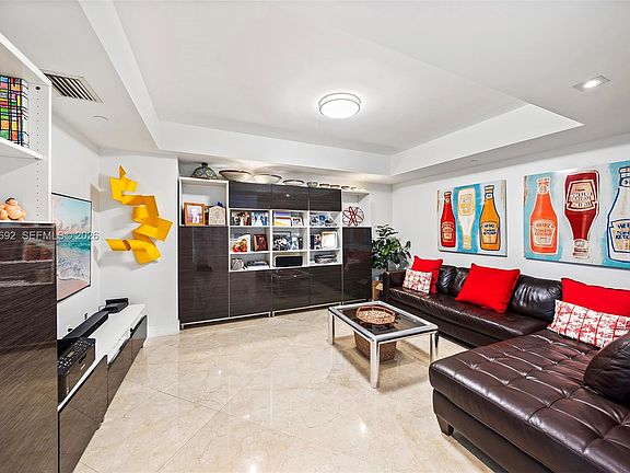 4th image of 3201 NE 183rd St APT 3107