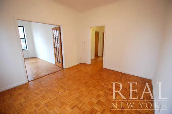 Rented by REAL New York | media 37