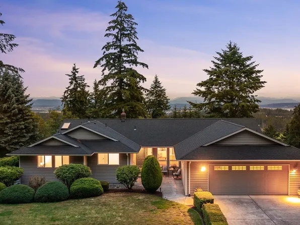 522 Waynes Ridge Circle, Camano Island, WA 98282