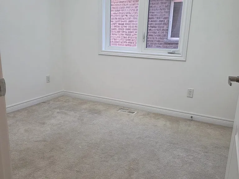 94 Cathedral Dr — Photo 12