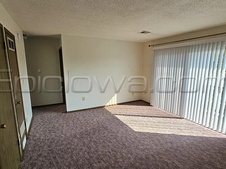 20 N 10th Ave #16 — Photo 1