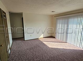 20 N 10th Ave. Hiawatha - Parklawn Apts - 16, Hiawatha, IA 52233