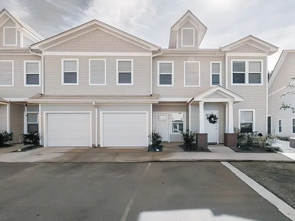 175 Date Palm Ln, Freeport, FL 32439