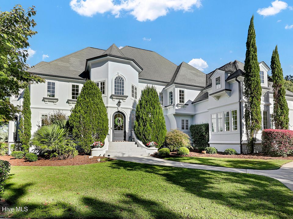 1st image of 1932 Sandwedge Place