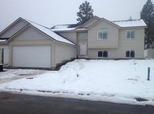 824 E Bonnie Lynn Ln, Colbert, WA 99005