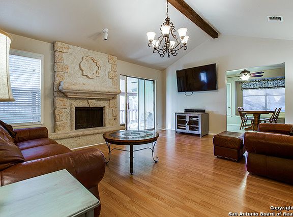 3rd image of 14215 Prestwood Dr