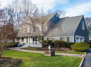 9 Brian Ln, Mount Sinai, NY 11766