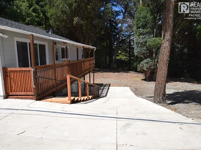 1835 Bonita Road — Photo 14