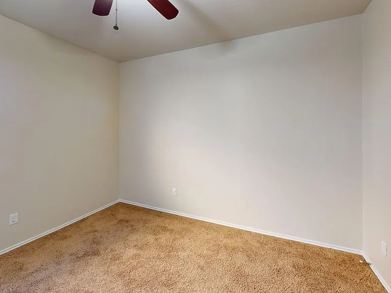 6600 Katy Creek Ln — Photo 16