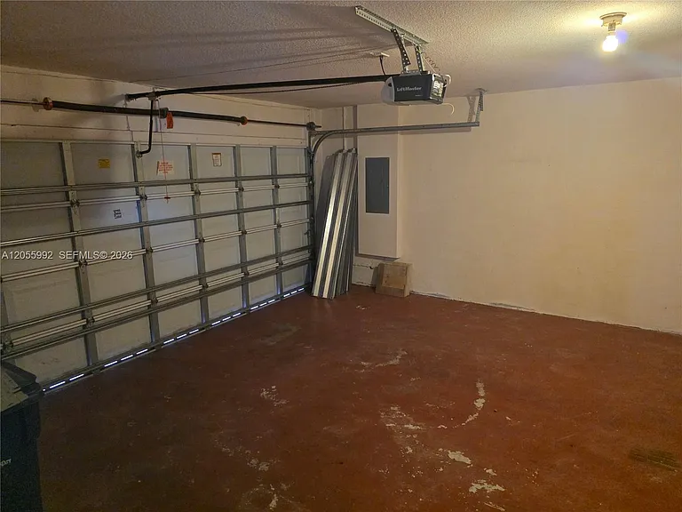12745 SW 204th Ln — Photo 25