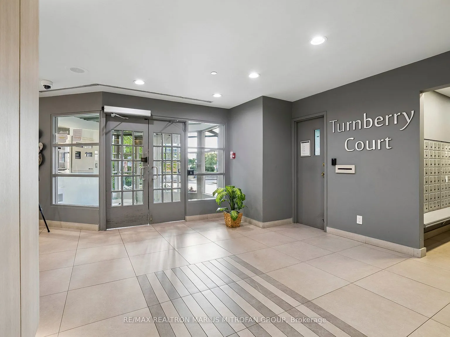 4 bed, $2,650 — Photo 3
