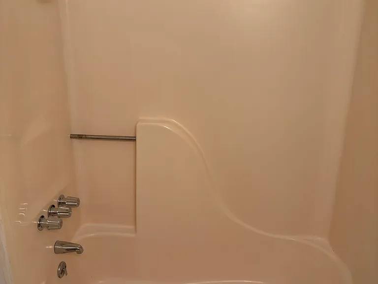 118 Stone Dr — Photo 8