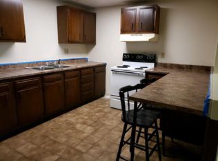 898 Duss Ave APT 8, Ambridge, PA