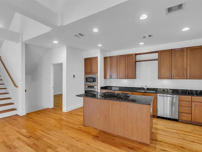 4509 Eigel St #B — Photo 15