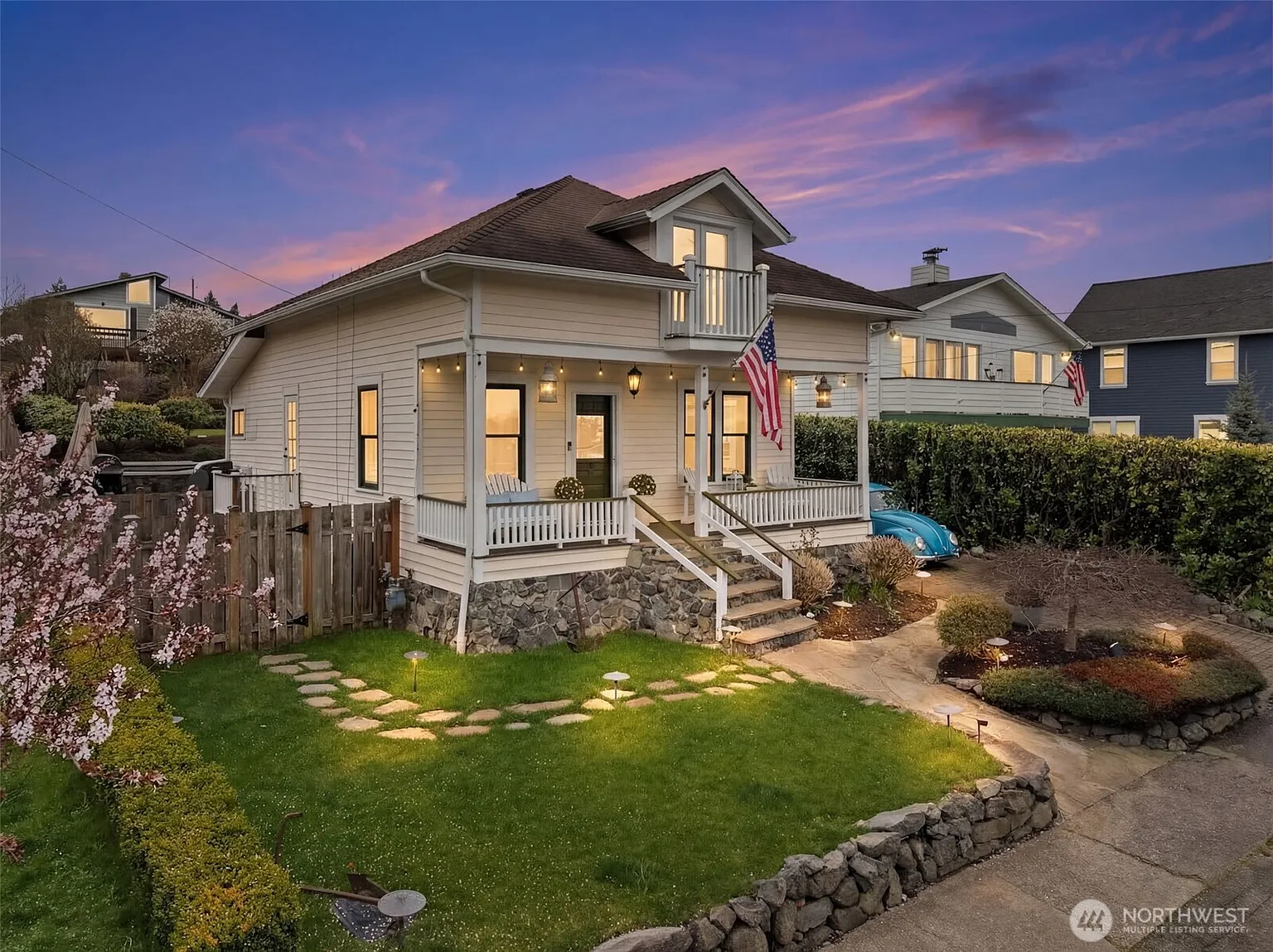 3422 Harborview Drive photo 1