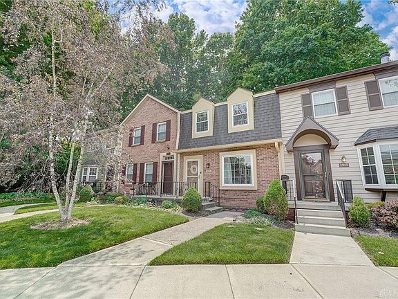 3rd image of 5911 Gloucester Ct