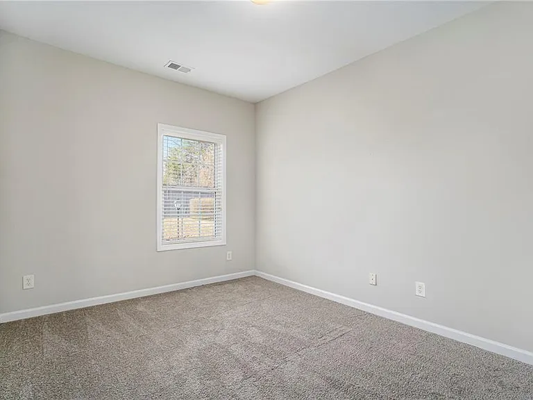 1439 Bluff Valley Cir — Photo 9