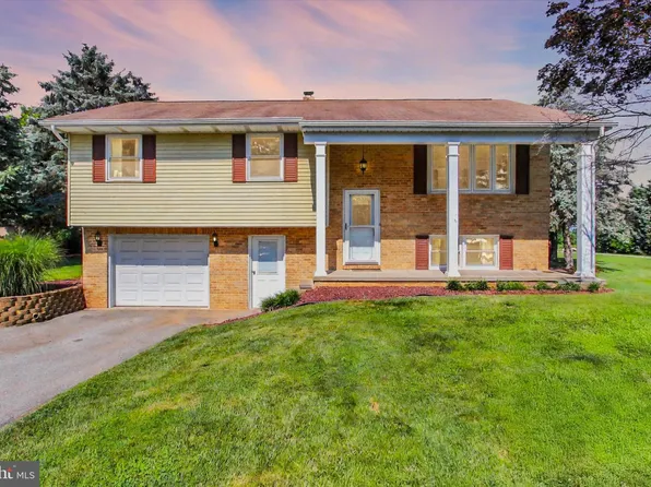 2184 Keeney Rd, Spring Grove, PA 17362