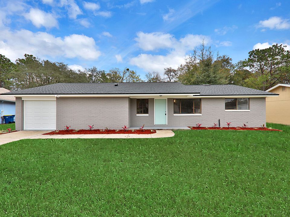 1st image of 11085 Bluehill Dr