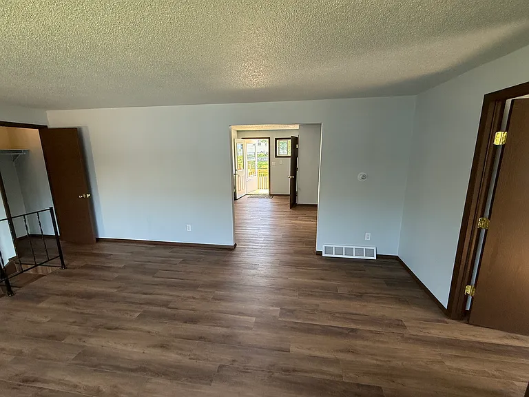 209 Sperbeck St #B — Photo 14