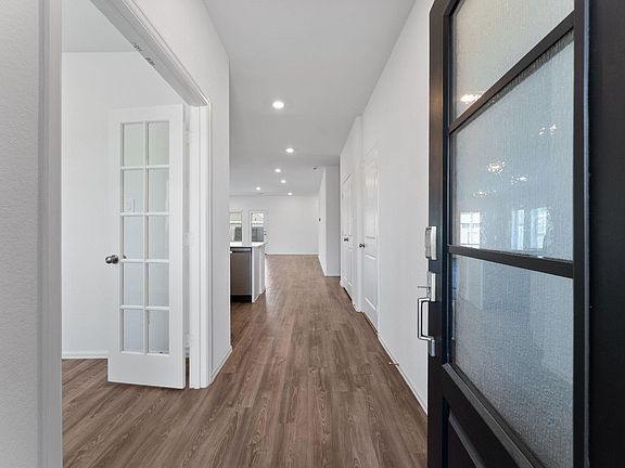 3rd image of 2850 Paradise Ridge Way