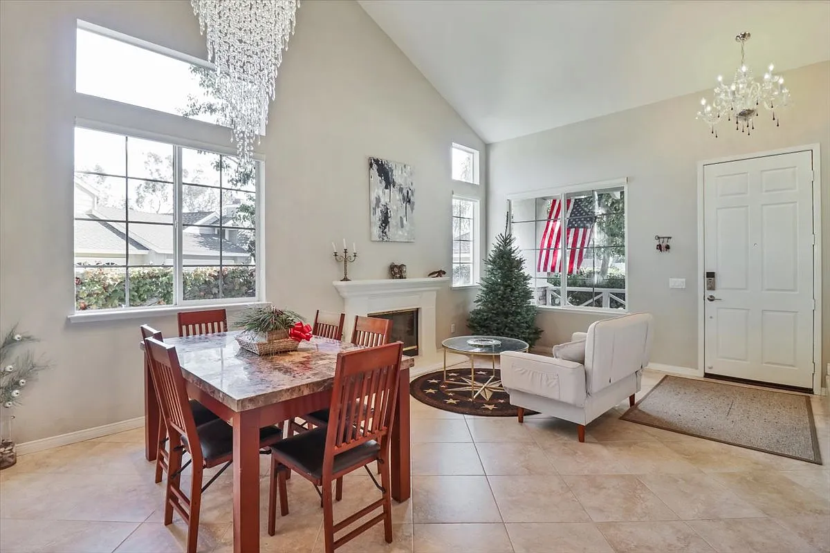 4 bed, 1875 sqft, $5,500 — Photo 4