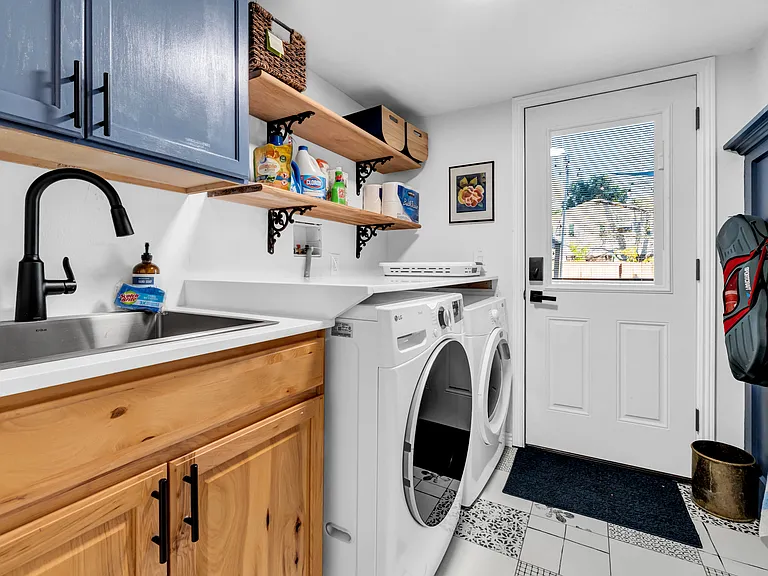 8208 Lamar Dr — Photo 27