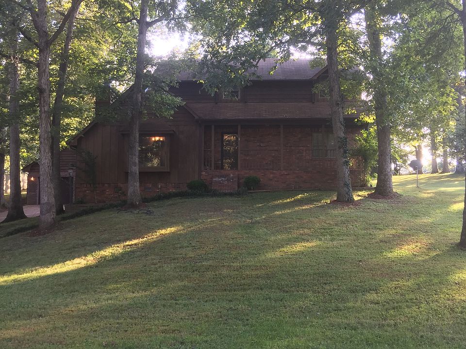 Gorgeous Cedar Home!!