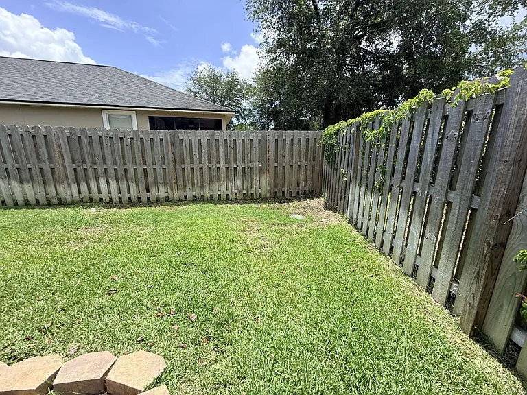 436 Bostwick Cir — Photo 39
