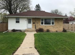 12 Main St N, Chatfield, MN 55923