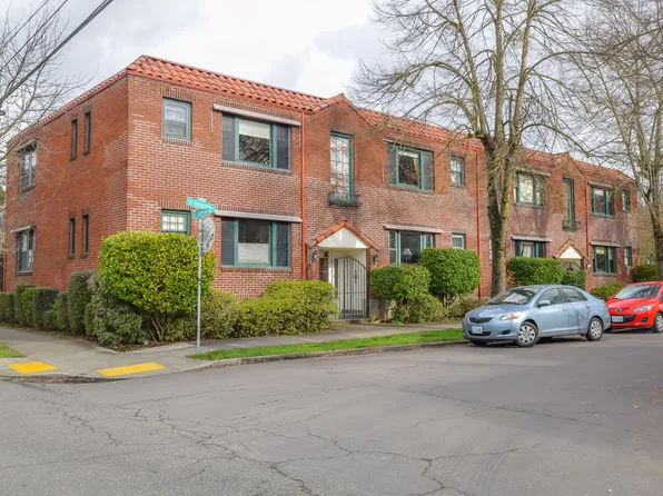 Audrey, 3005 SE Morrison St APT 4, Portland, OR 97214