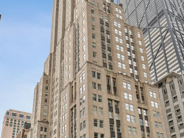 159 E Walton St #28A, Chicago, IL 60611