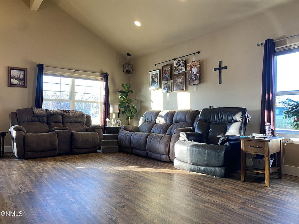 604 6th Ave NE, Watford City, ND 58854 Zillow