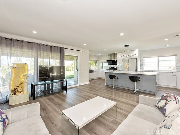 2nd image of 1109 Overlook Ridge Rd