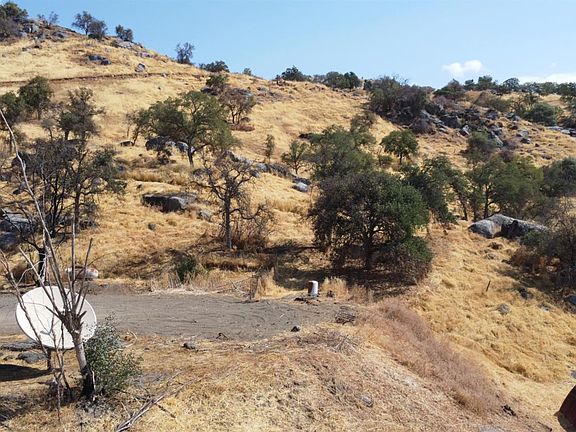 3rd image of 38938 Pepperweed Rd