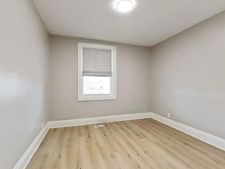 2045 Briarwood Ave — Photo 15