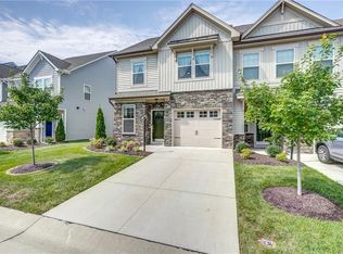 8021 Ellendale Dr, Mechanicsville, VA 23116
