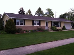 923 Baumeister Dr, Kewaunee, WI 54216