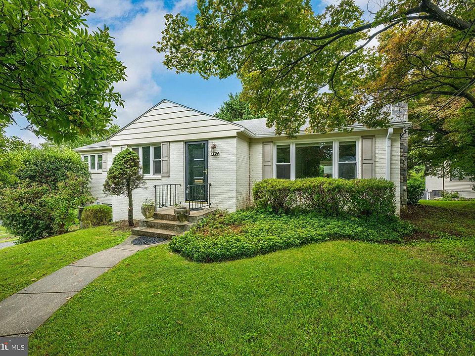 1st image of 8404 Farrell Dr