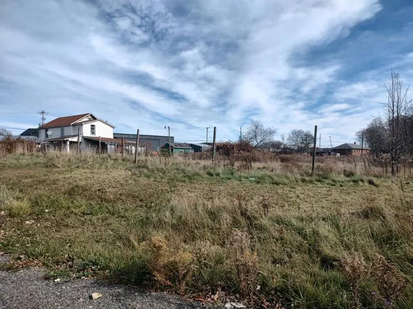 1715 Pittsburgh Rd, Franklin, PA 16323