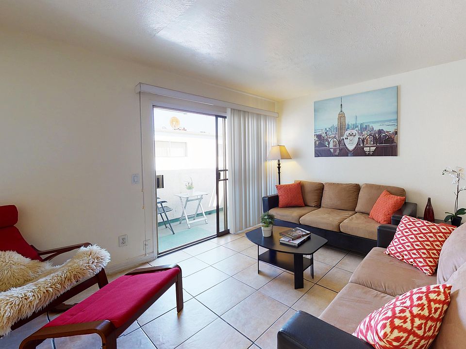 2nd image of 500 Jackson Pl Unit 316