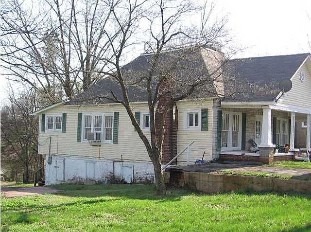 2nd image of 1122 Limestone St