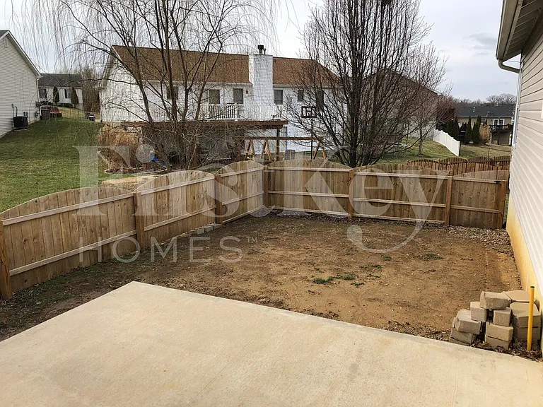 1503 Jordan Lee Ct — Photo 35
