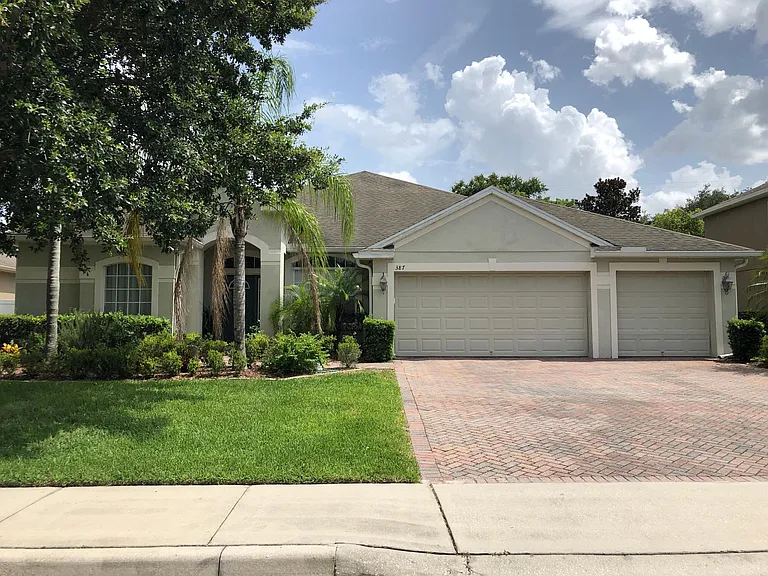387 Brentwood Club Cv — Photo 1