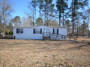 108 Colonel Warrick Rd, Dudley, NC 28333